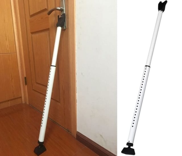 מוט טלסקופי לנעילת דלתות ממ"ד